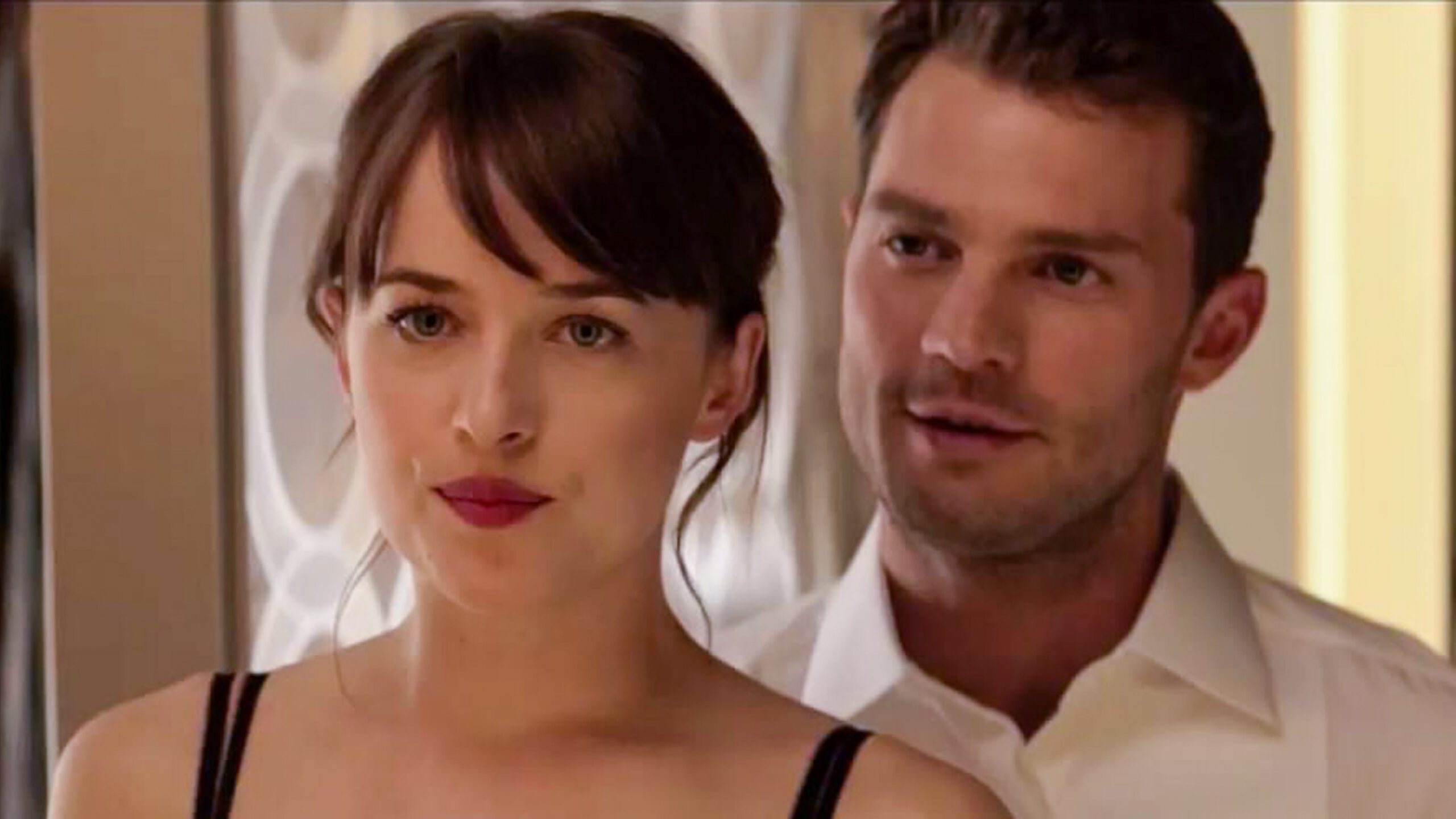 WATCH: Christian Grey proposes to Anastasia Steele in ‘Fifty Shades’ trailer