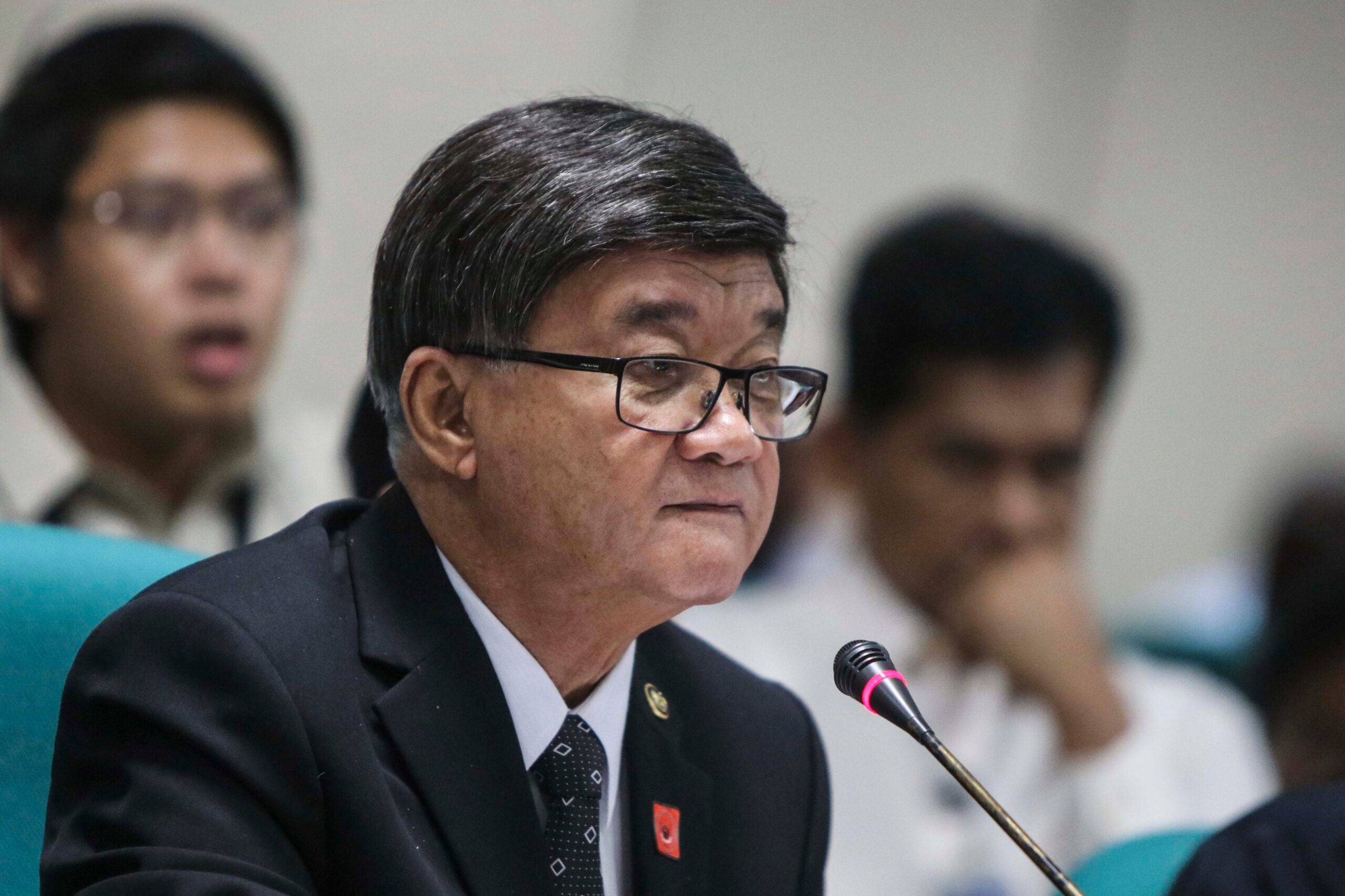 Aguirre hits back at Hontiveros, calls her ‘unethical’