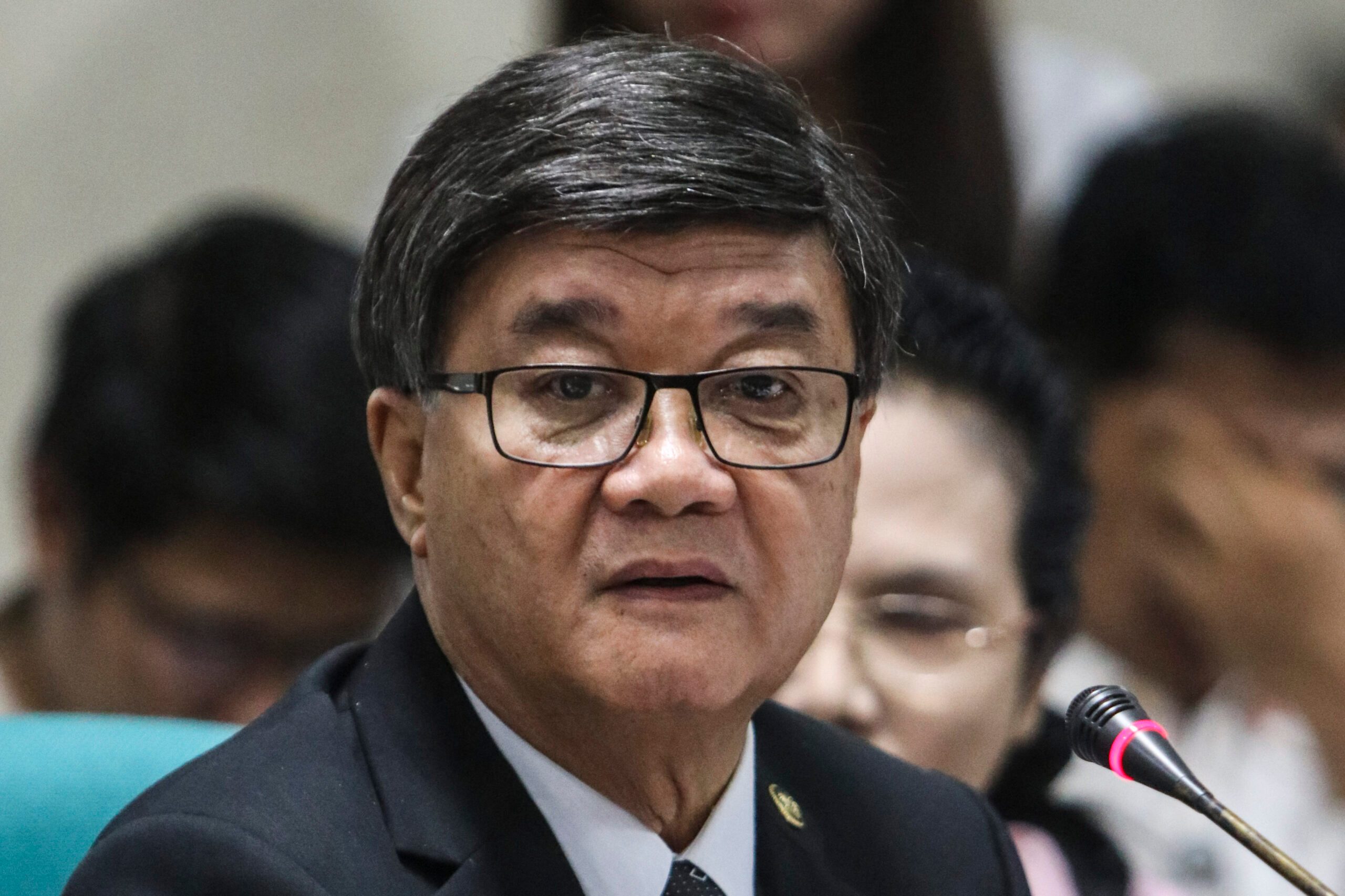 Senators on Aguirre resignation: Time for someone ‘credible, capable’ in DOJ