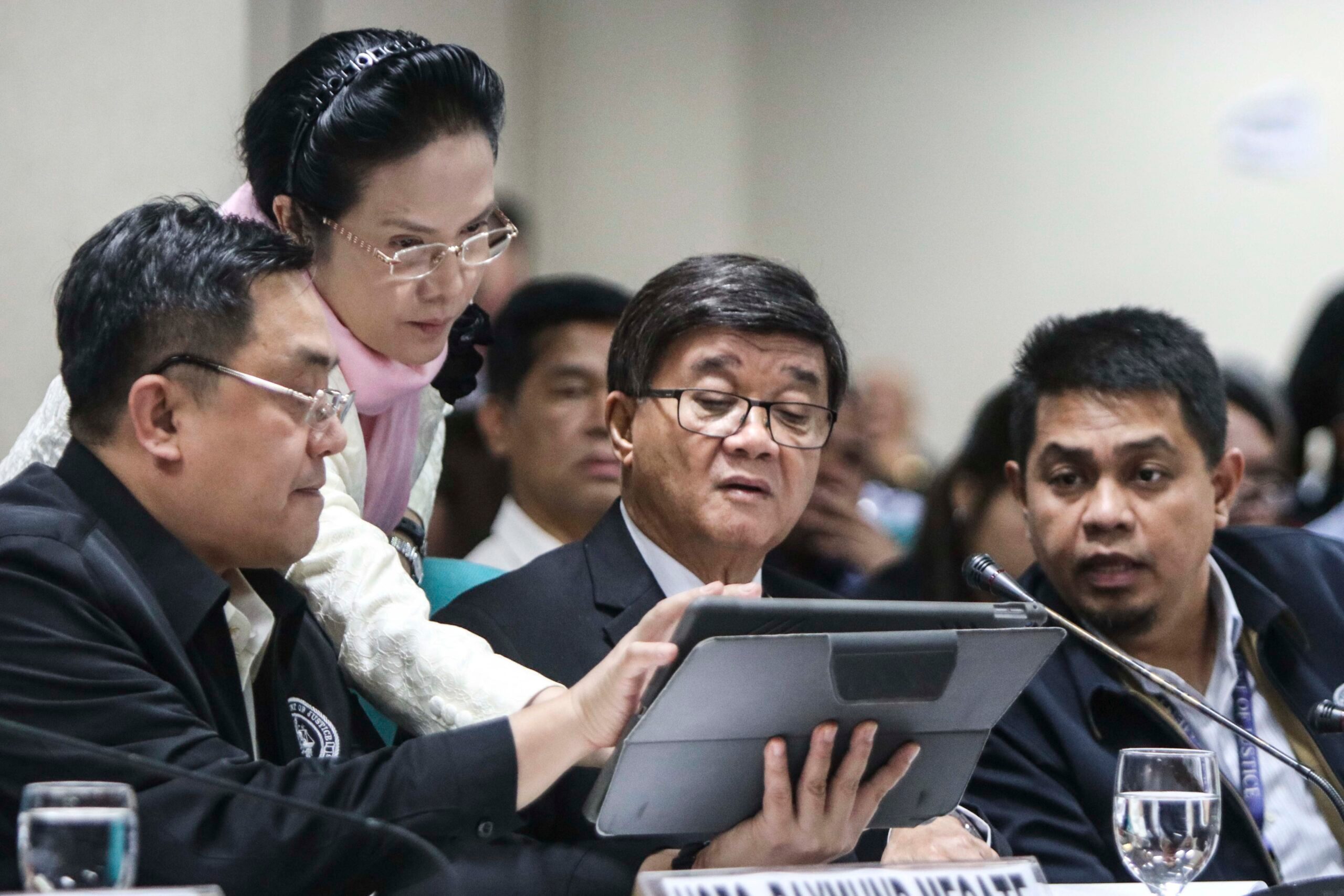 Aguirre hits 7,000 drug war death figure, but uses it anyway