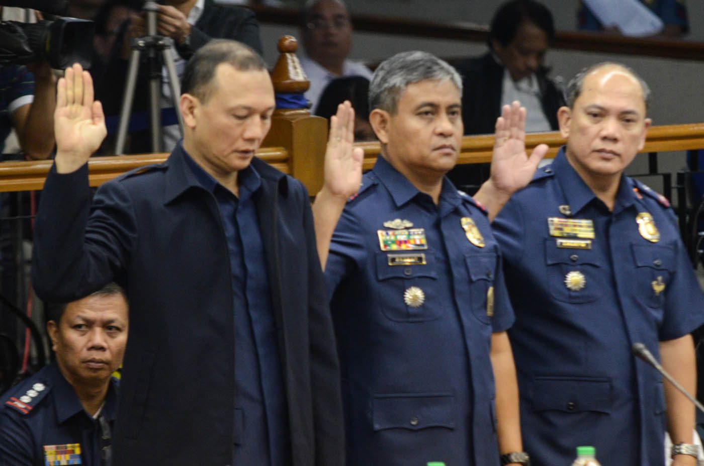 IG CHIEF. Fernando Mendez (left), former Intelligence Group chief, attends a January 2016 Senate hearing into the clash. File photo by Alecs Ongcal/Rappler  