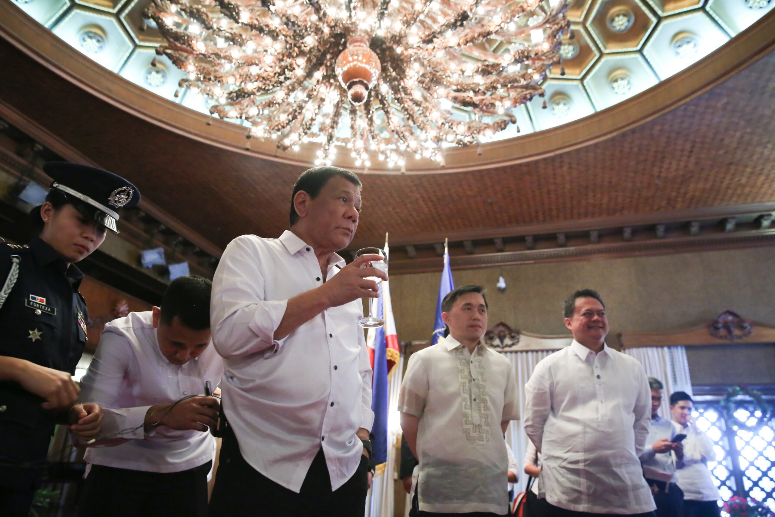 Duterte tentang pemecatan pejabat yang tidak bersalah: ‘Sayang sekali’