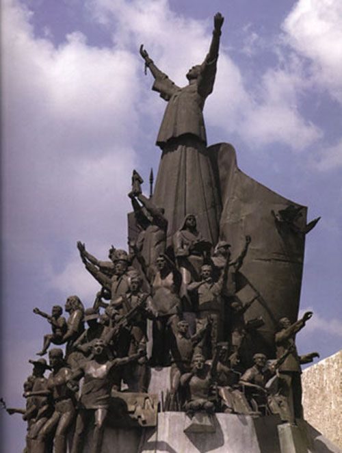People Power Monument. Photo from eduardocastrillo.com 