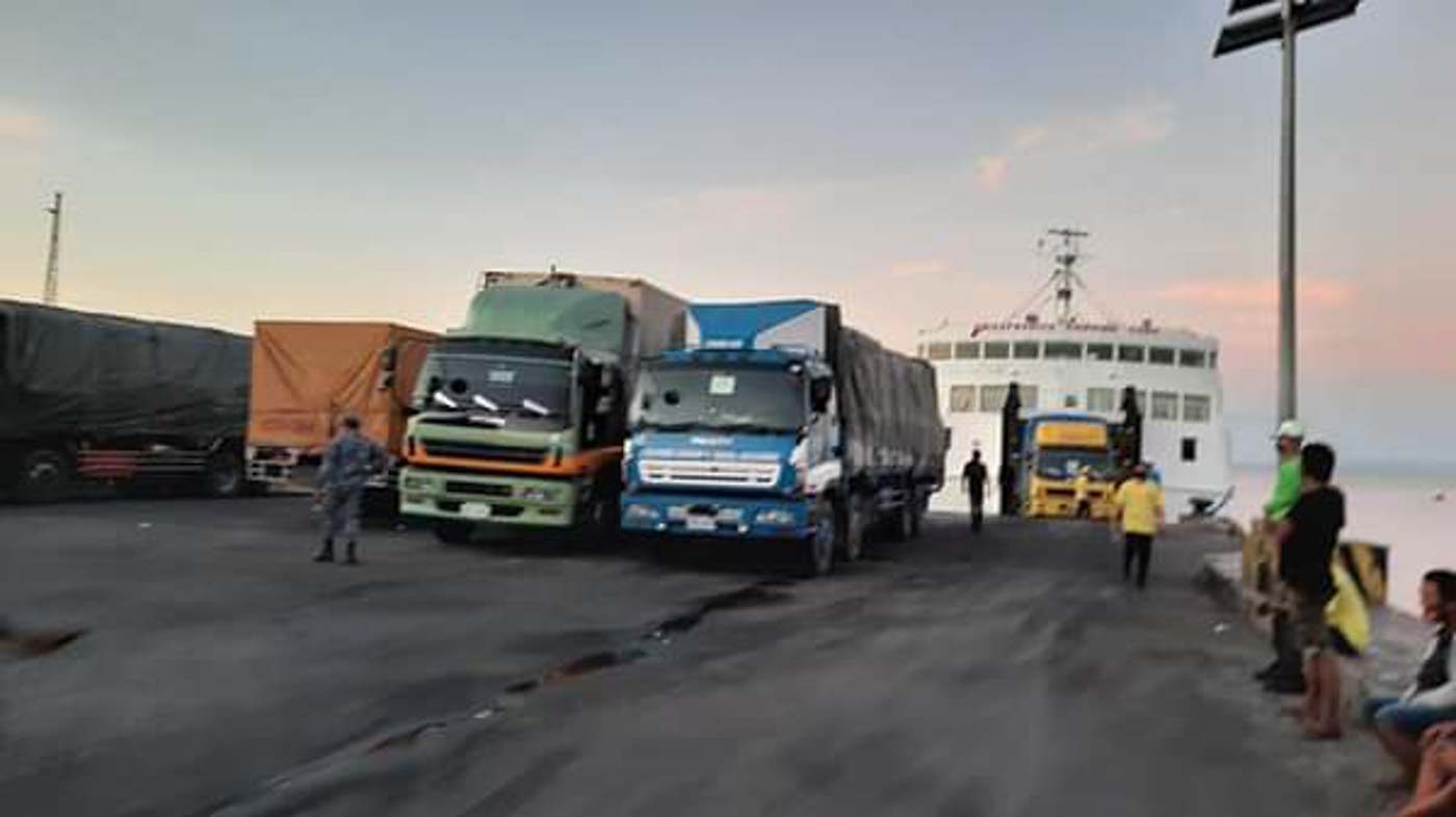 Albay port congestion worries staff, truckers