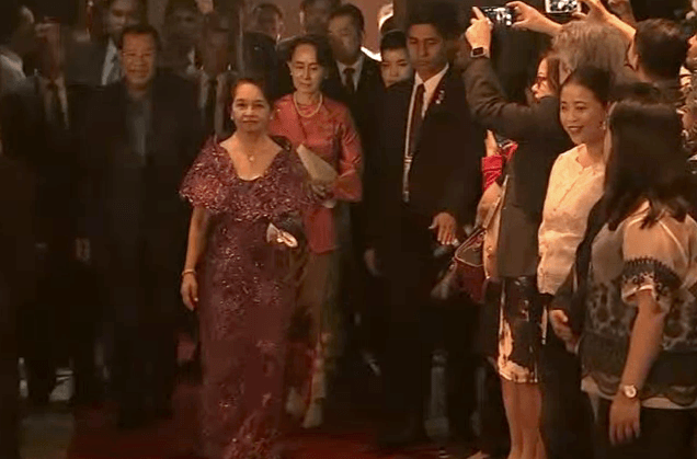 GRAND ENTRANCE. The 3 leaders are ushered into the ballroom of the Midori Hotel in Clark in a grand entrance ceremony.   