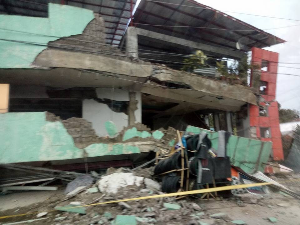 2 dead in strong Leyte earthquake