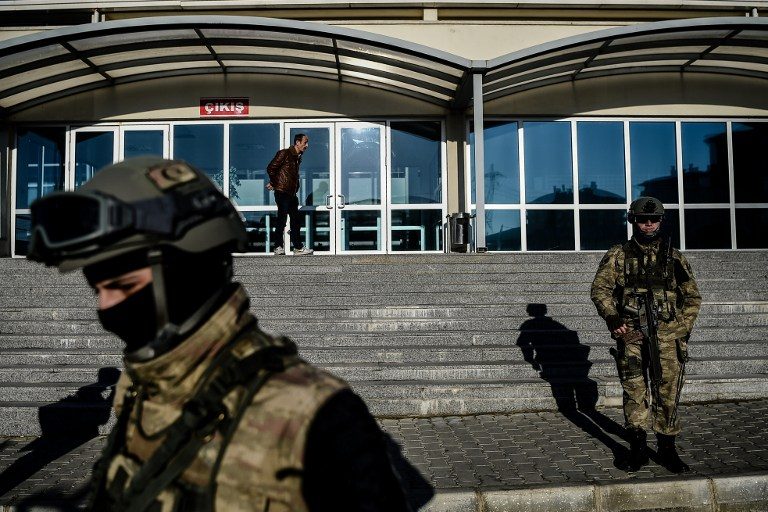 Turkey coup suspects trial begins in Istanbul