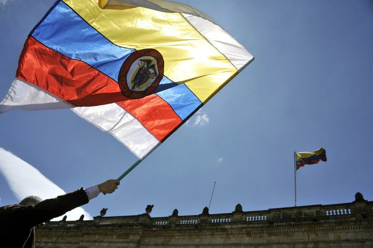 Colombian Congress ratifies peace deal with FARC