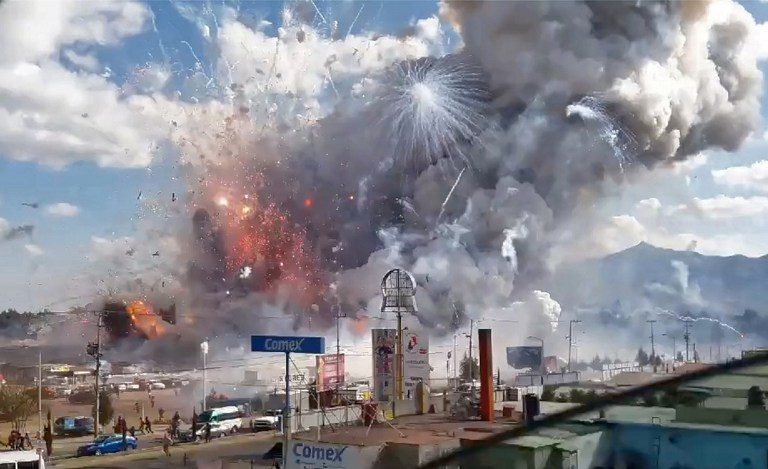 Mexico probes deadly fireworks blast