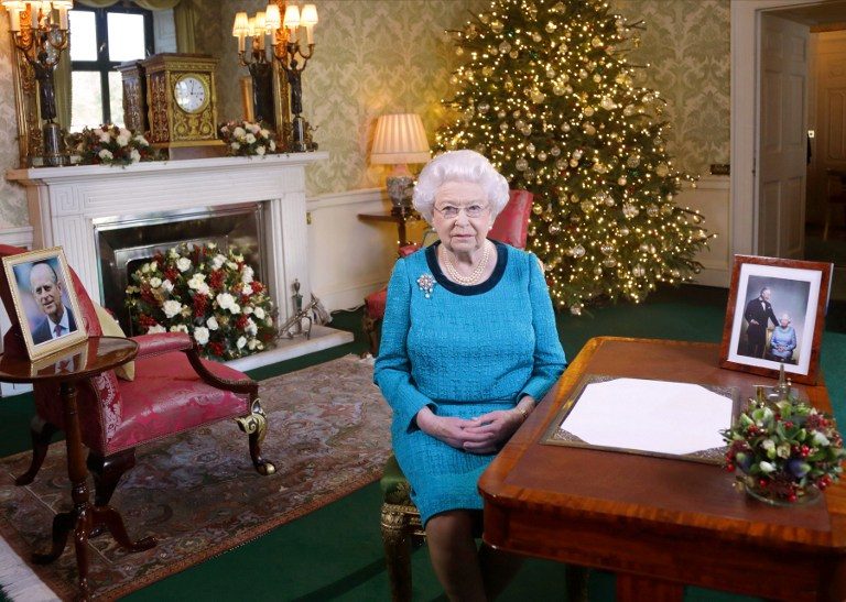 Queen Elizabeth hails unsung heroes in Christmas speech