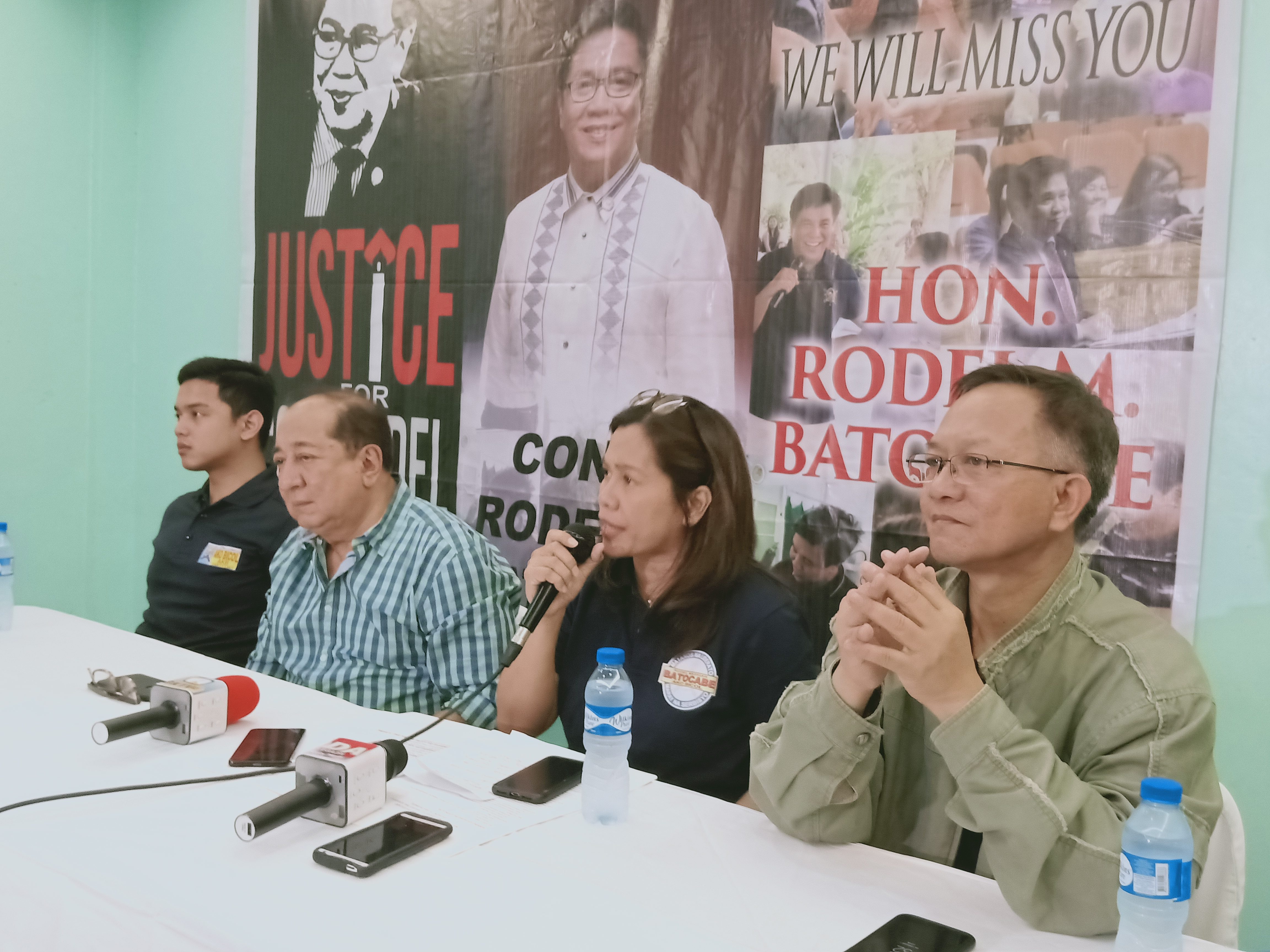 ANNOUNCEMENT. Gertie Duran-Batocabe announces her decision to replace slain husband AKO-Bicol Rep Rodel Batocabe in the mayoral race in Daraga, Albay, on February 1, 2019. Photo by Rhaydz Barcia/Rappler 