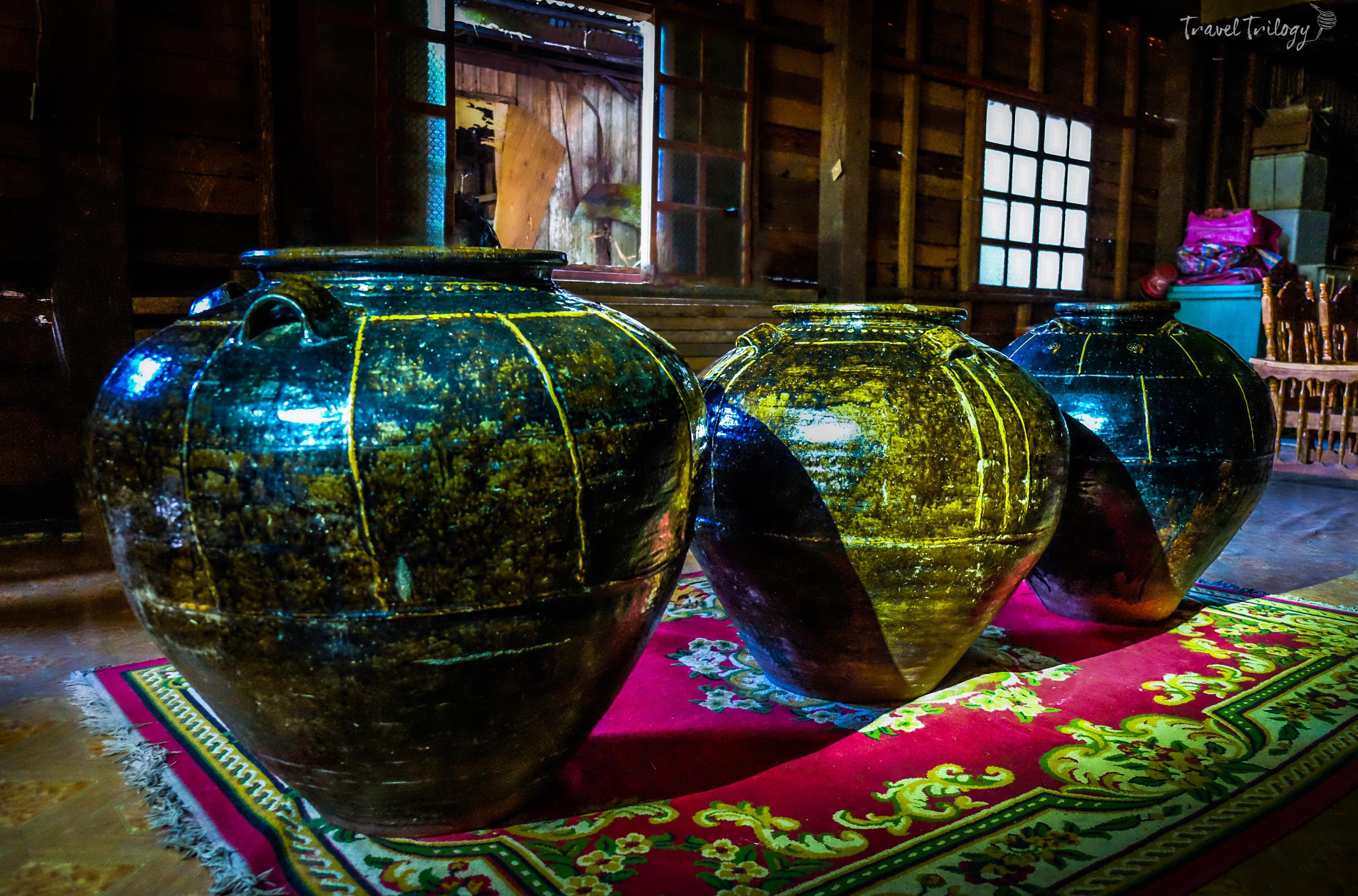 GUSI. These massive jars are believed to be over 100 years old. Photo by Potpot Pinili/Rappler 