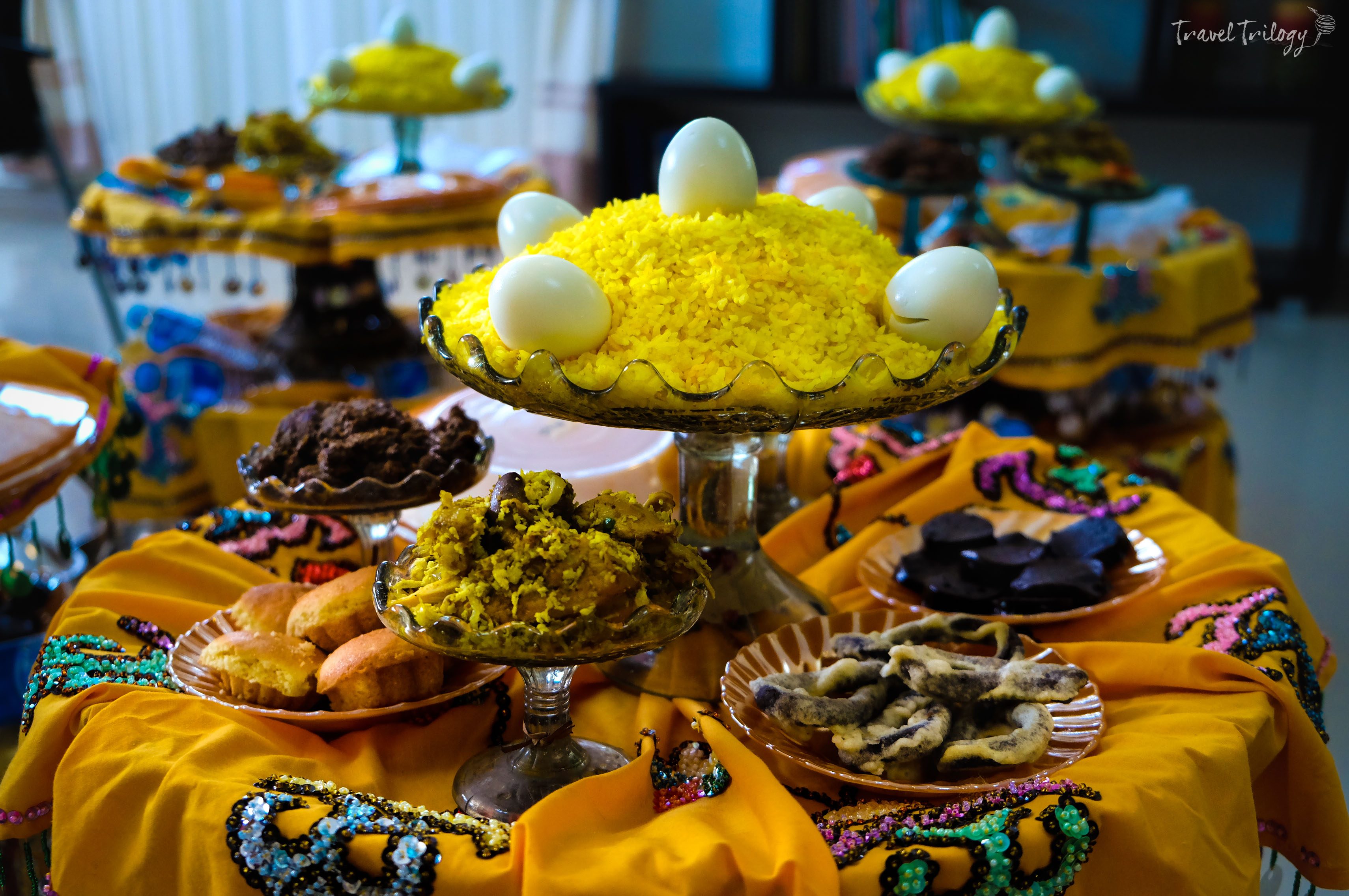 BANQUET. A common set-up of a traditional Pagana Maranao. Photo by Potpot Pinili/Rappler 