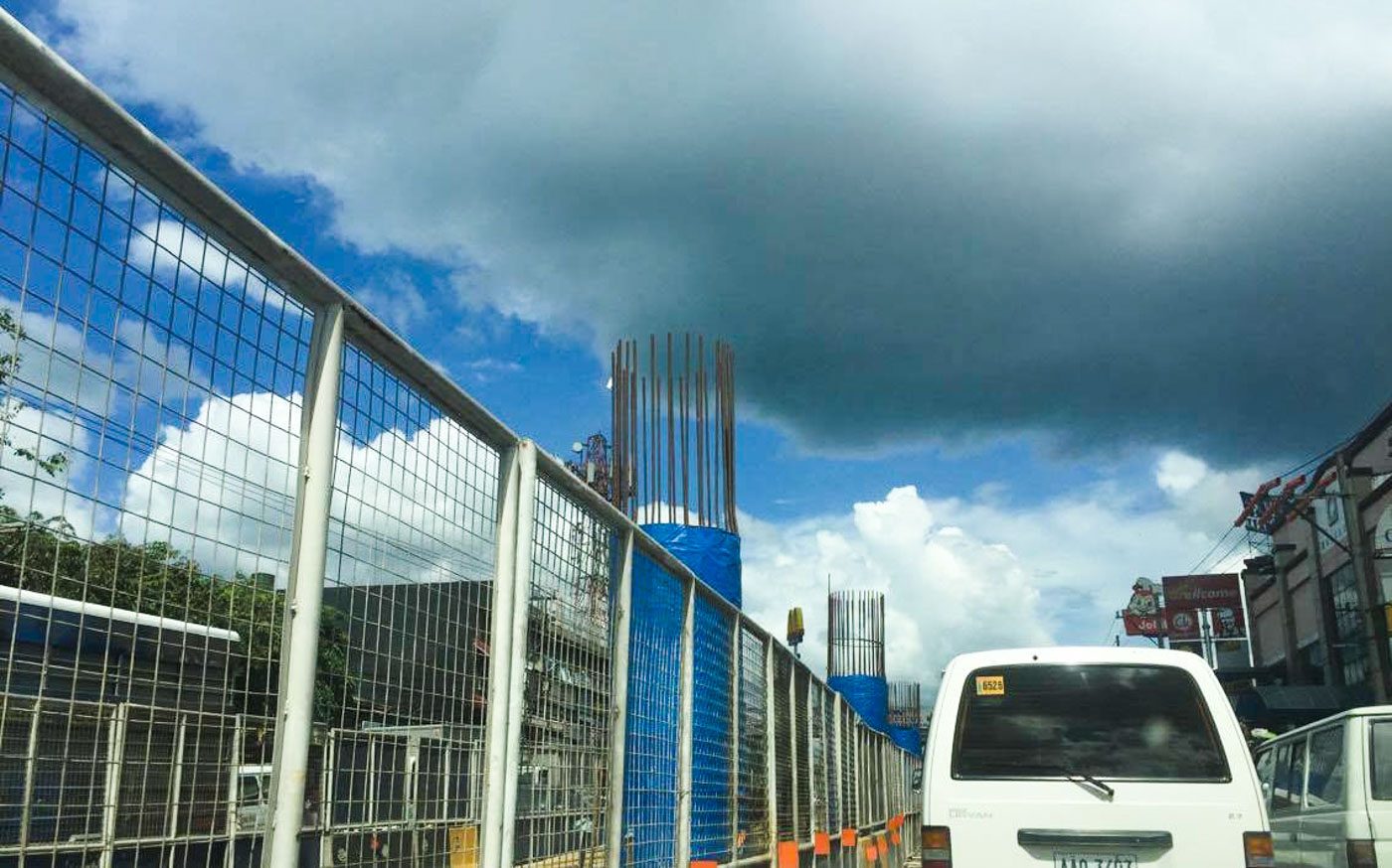 Motorists told to avoid Quirino Highway due to MRT7 construction
