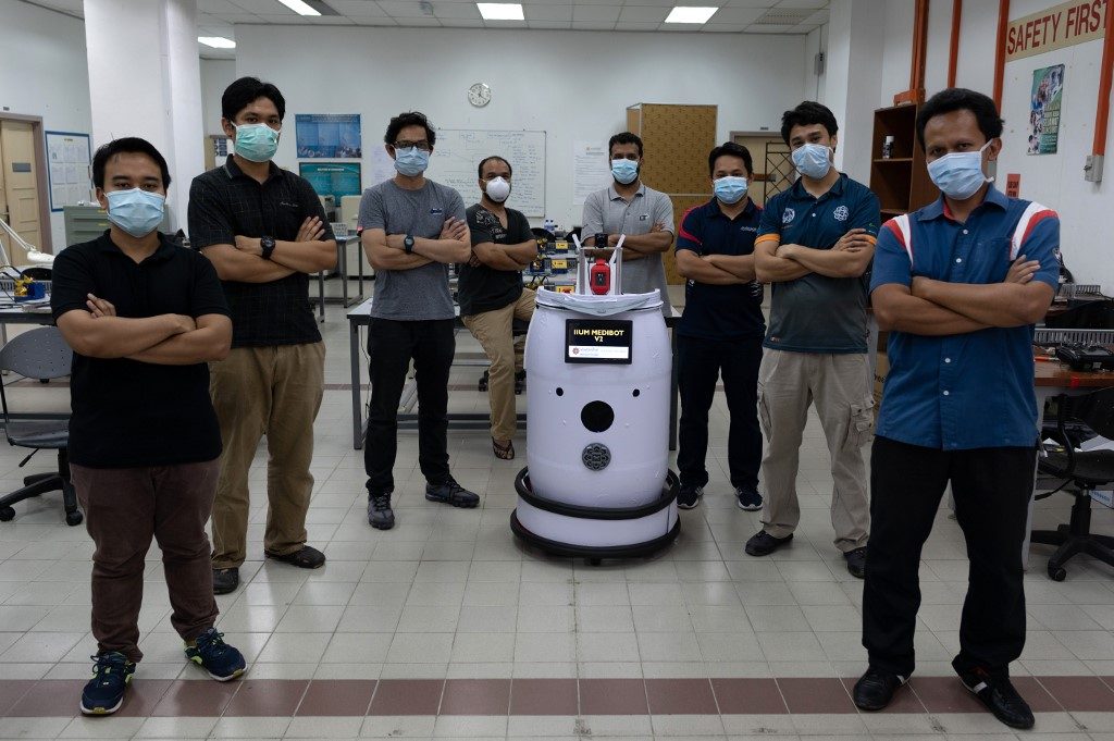 ‘Medibot’ to do rounds on Malaysian virus wards