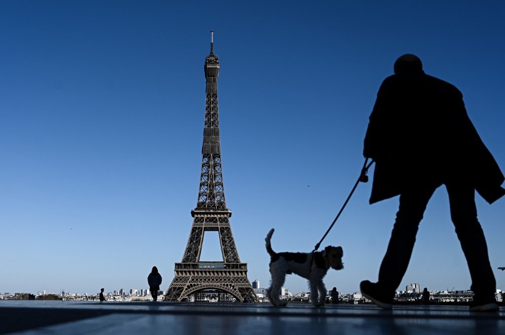 French economy to shrink about 10% in 2020, recovery mid-2022