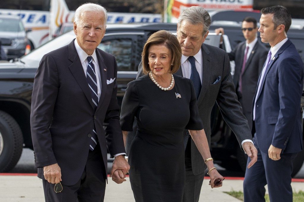 Leading Democrat Pelosi endorses Joe Biden for U.S. president