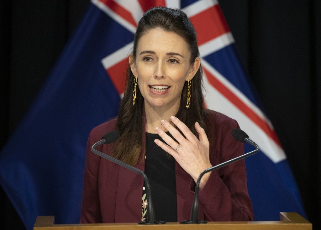 New Zealand PM unruffled as earthquake hits mid-interview
