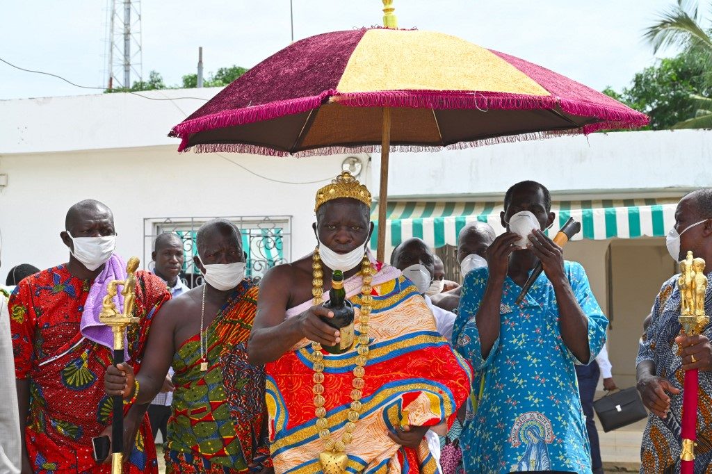 Ivory Coast king seeks to exorcise coronavirus