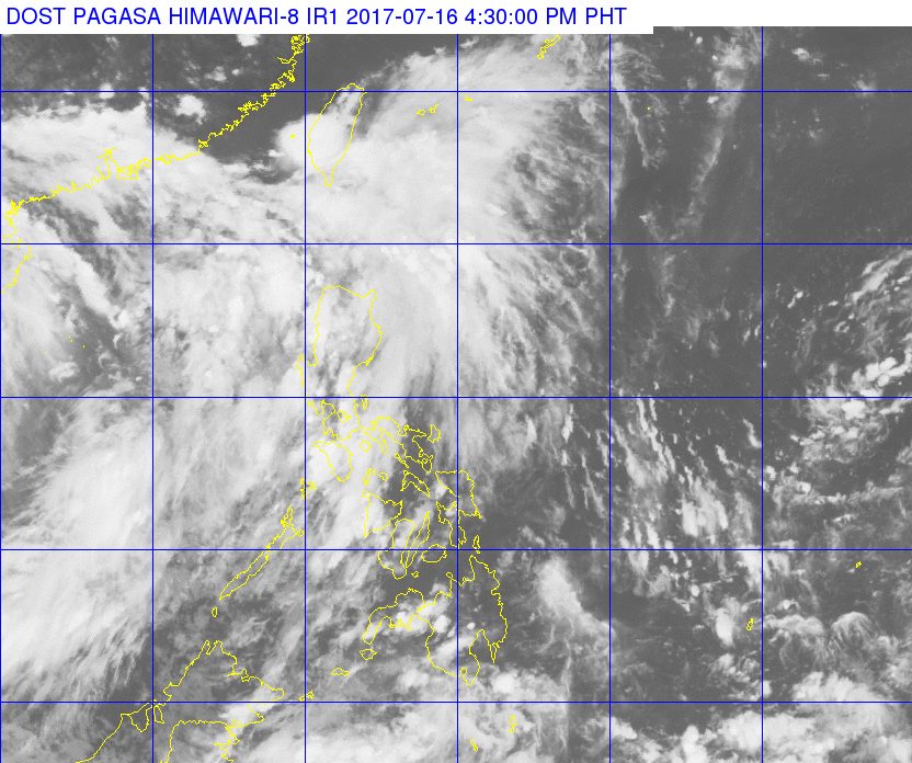 Light-moderate rain in Luzon on Monday