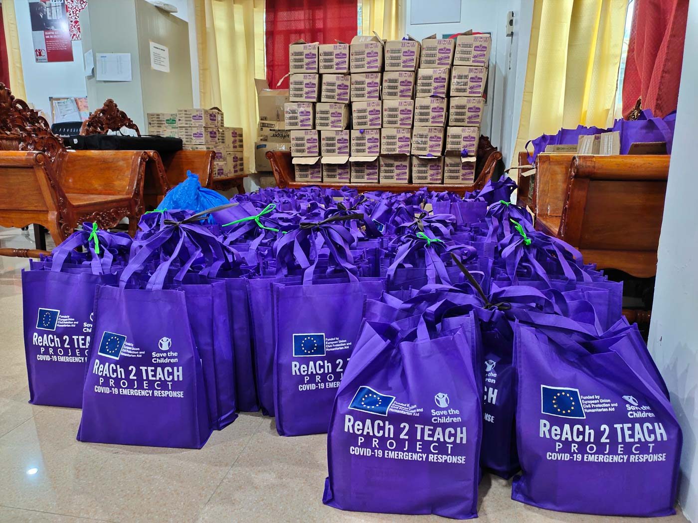 RELIEF OPERATIONS. 314 households in Brgy. Tangcal Tubaran, Lanao del Sur, receive hygiene sustainable kits in close coordination with Balay Mindanaw Foundation Inc. The kits benefited 1,884 individuals including children. Photo courtesy of Save the Children  