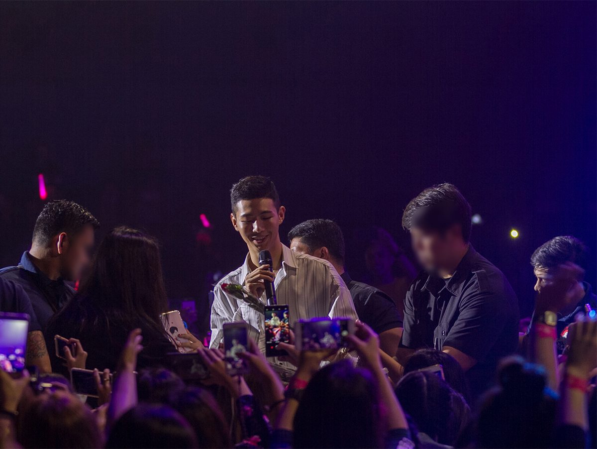 IN PHOTOS: Ji Soo gets up close and personal with Filipino fans