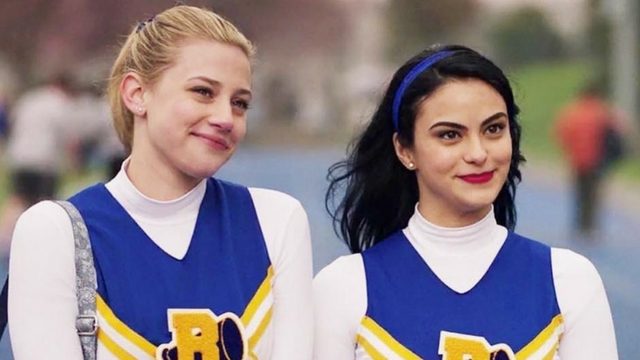 Camila Mendes, Lili Reinhart call out ‘Cosmo PH’ for photoshopping their images