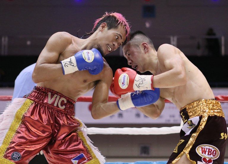 ANOTHER ONE. Vic Saludar joins the list of Filipino boxing world champions. File photo from AFP Photo/Jiji Press/Japan Out 