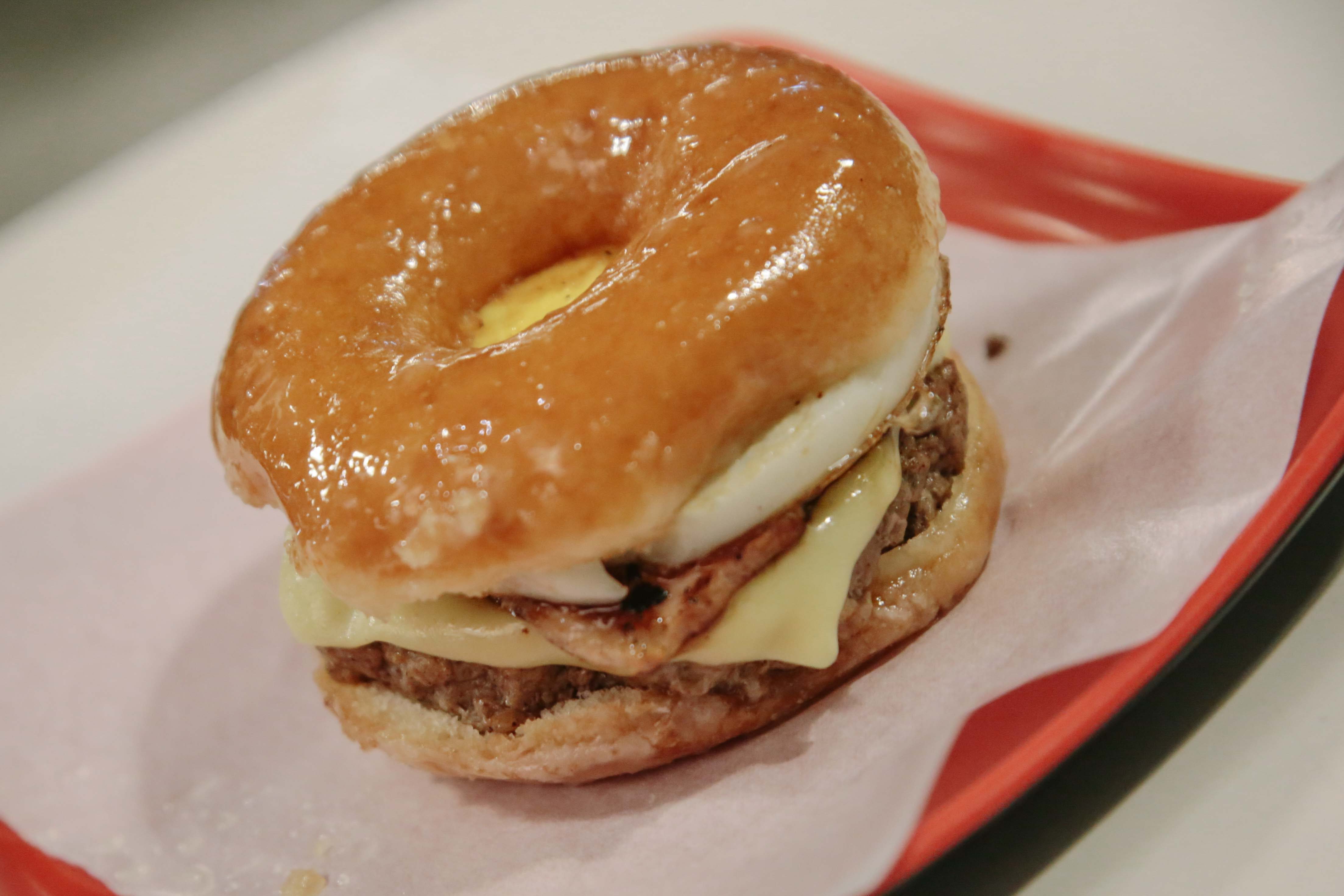 Offbeat burger (P160). Photo by paolo Abad/Rappler 