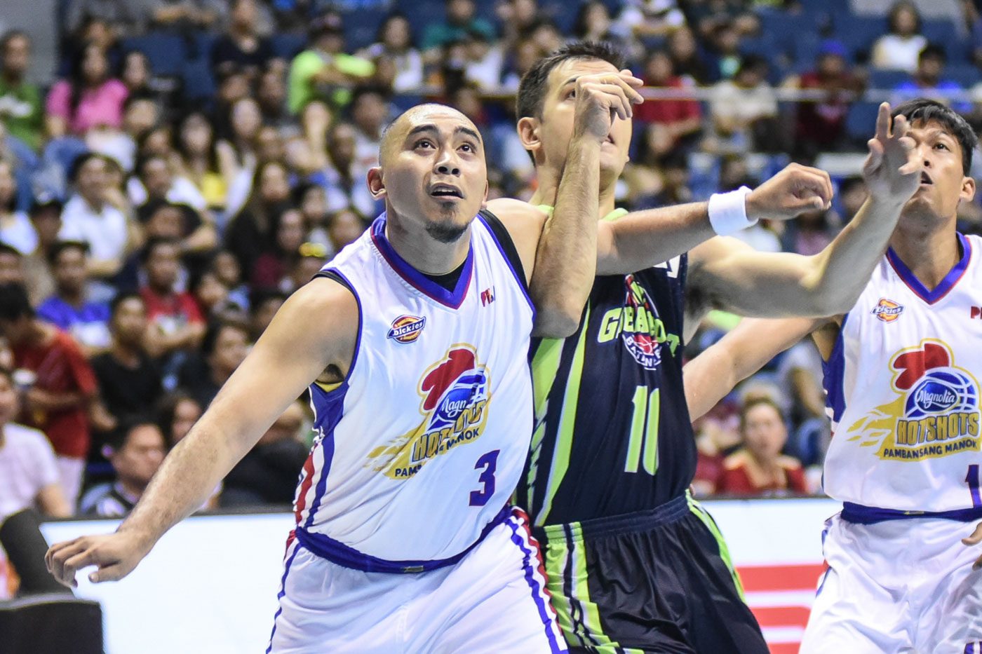 Returning Paul Lee makes quick impact as Magnolia claims No. 1 spot