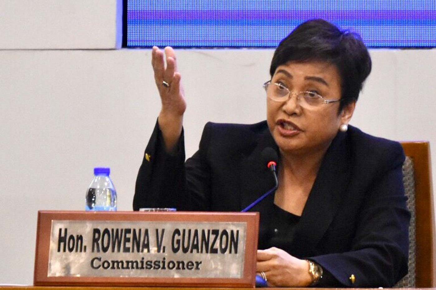 CHALLENGES RAISED. Comelec Commissioner Rowena Guanzon raises questions about Duterte Youth chair Ronald Cardema's qualifications to become a youth sector representative in the Lower House. Photo by Angie de Silva/Rappler