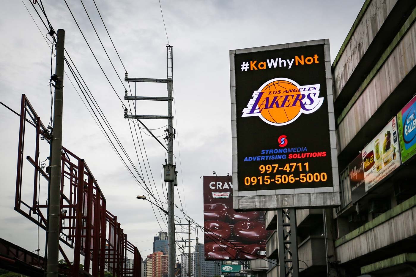 LOOK: Lakers fans put up #KaWhyNot billboards in Manila