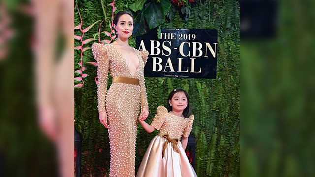 LOOK: Cristine Reyes walks the ABS-CBN Ball 2019 red carpet with her date, daughter Amarah