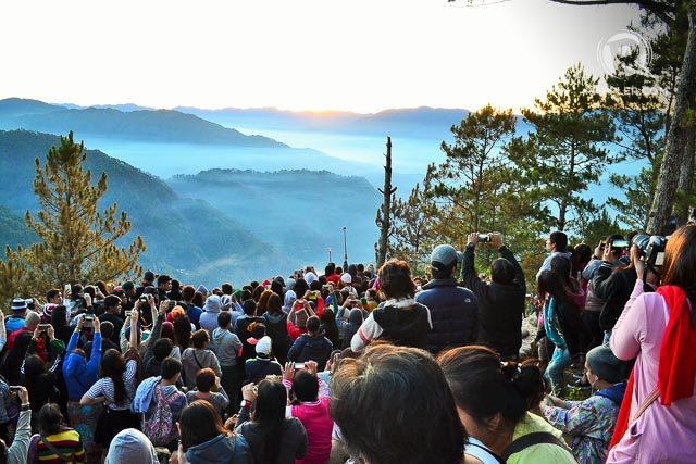 CLEAN UP. Mt. Kiltepan during last Holy Week 2015. Kiltepan is one of Sagada’s famous tourist attractions, made even more famous by the movie 'That Thing Called Tadhana.' After visiting, make sure you clean up. Photo by Dayanne Crisologo  
