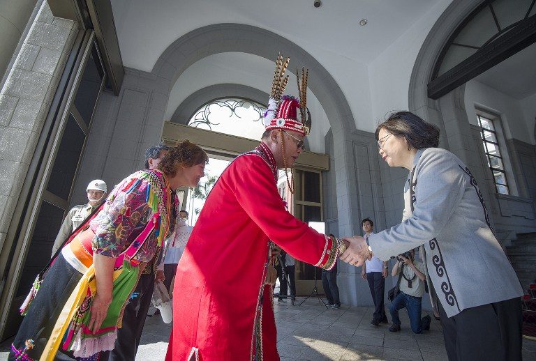 Taiwan apologizes to indigenous people for the first time
