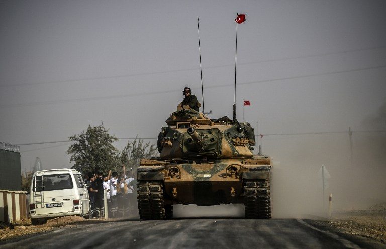 More Turkish tanks head across border into Syria