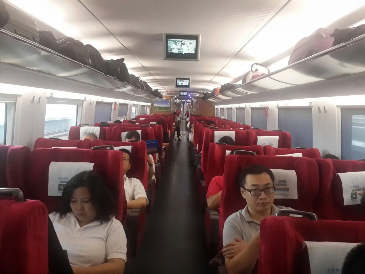 Naik ‘high speed train’ Shanghai-Beijing