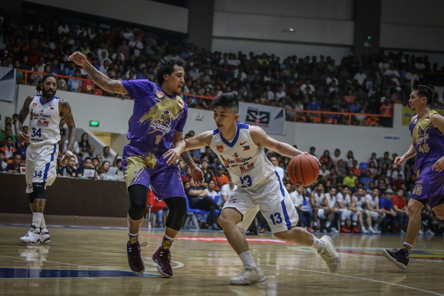 Alab Pilipinas survives injury woes to rout CLS Knights
