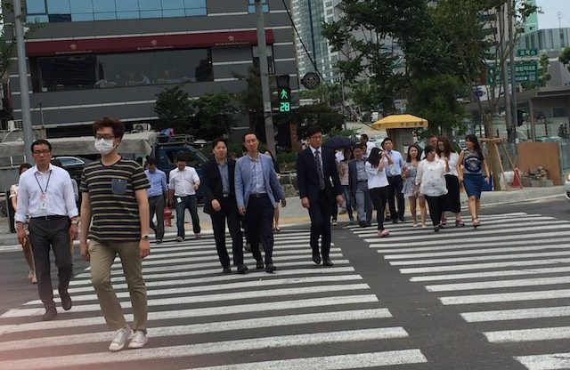 GANGNAM STYLE. People crossing a street in Seoul's Gangnam district. Photo by Shaira Panela 