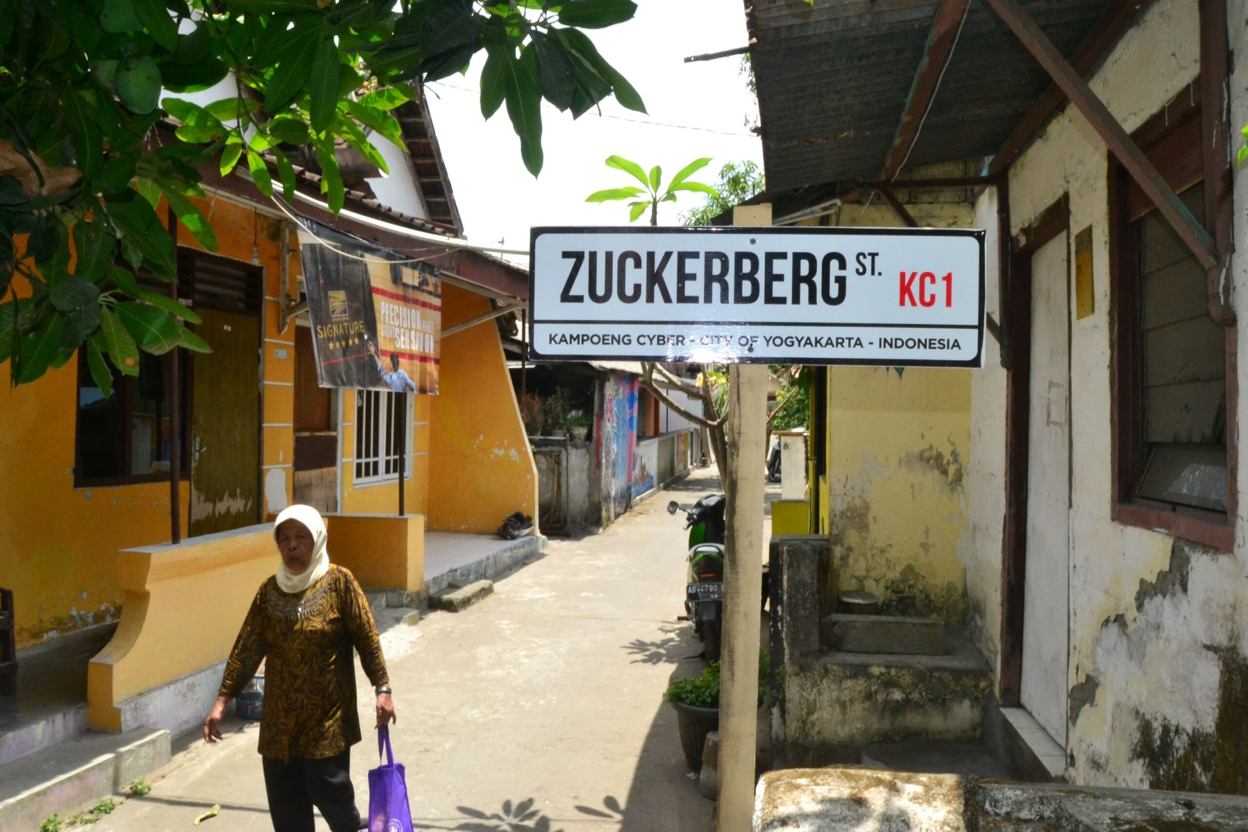 Ada jalan Zuckerberg dan Rudiantara di Kampung Cyber Yogyakarta