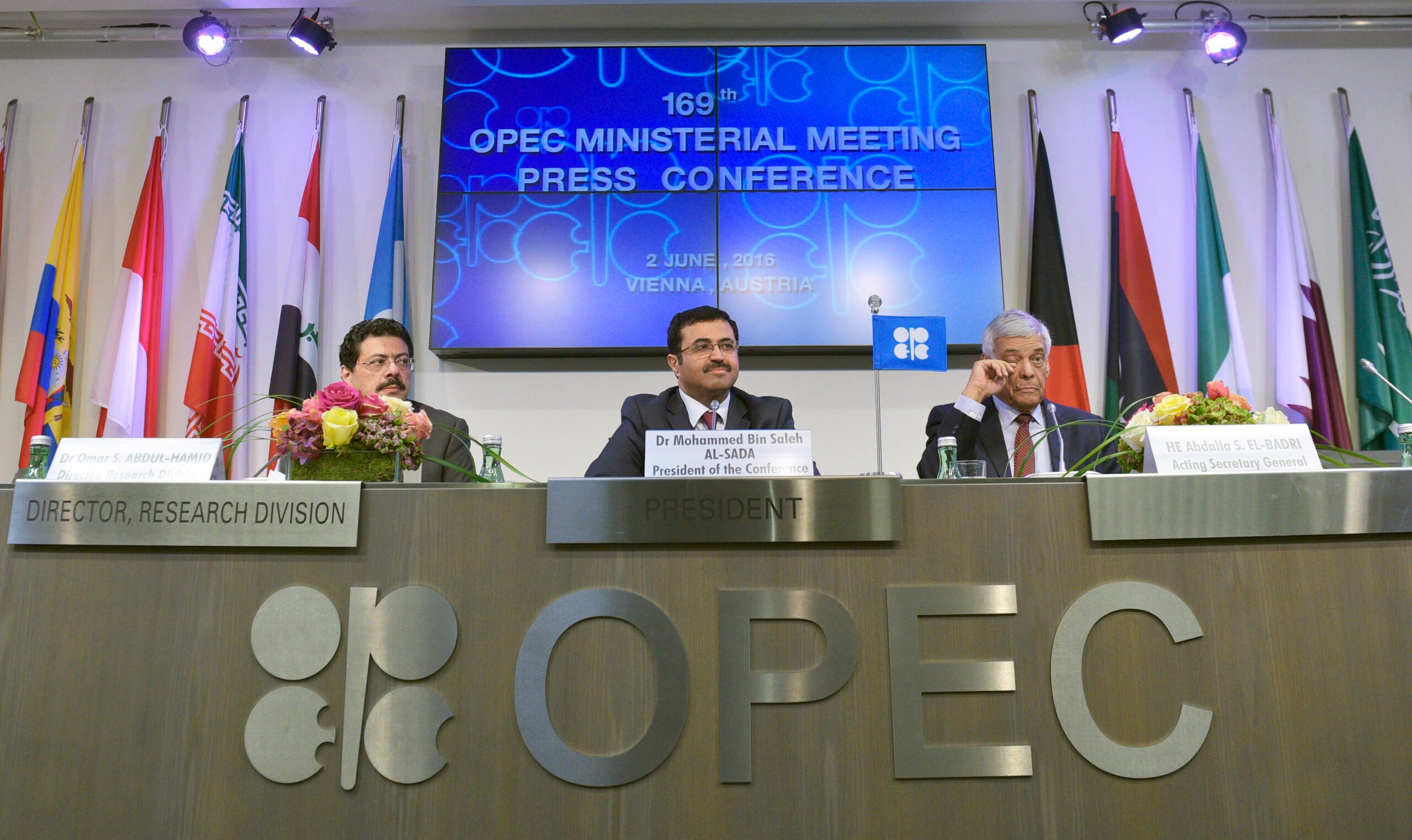 Oil price plasters over OPEC rifts – for now