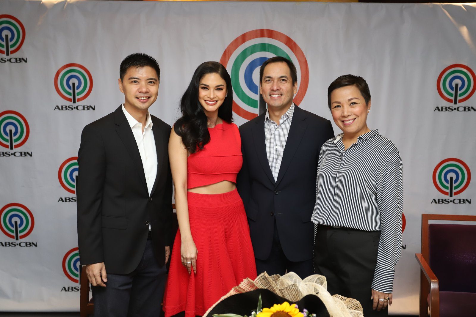 AUTHOR. Pia poses with ABS-CBN head of print publishing and production services Mark Yambot, Creative Programs Inc. head Paolo Pineda and her manager Rikka Infantado. Photo from ABS-CBN PR 