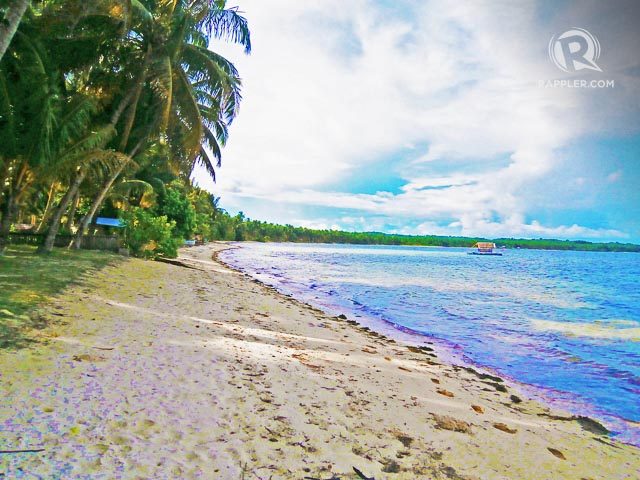 QUIET BEACH.  Let Malinao’s simple beauty and quiet totally relax you. Photo by Shugah Pauline Gonzales  