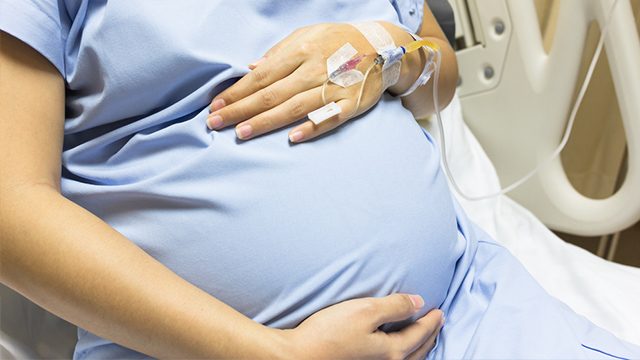 Not enough evidence pregnant moms can pass coronavirus to unborn child – research