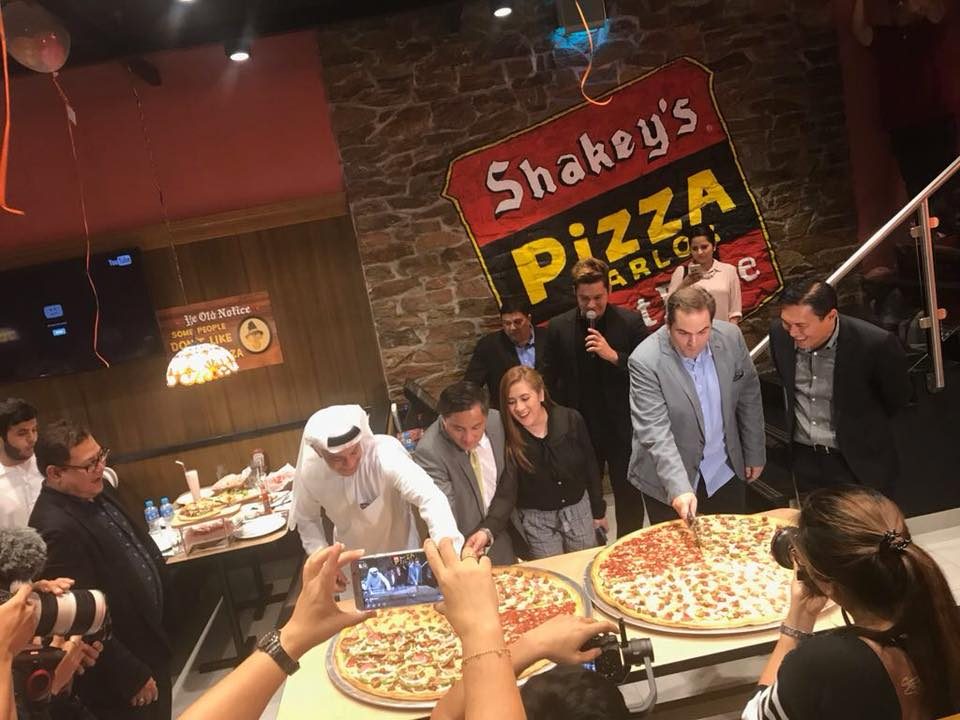Shakey’s Pizza opens first store in Dubai