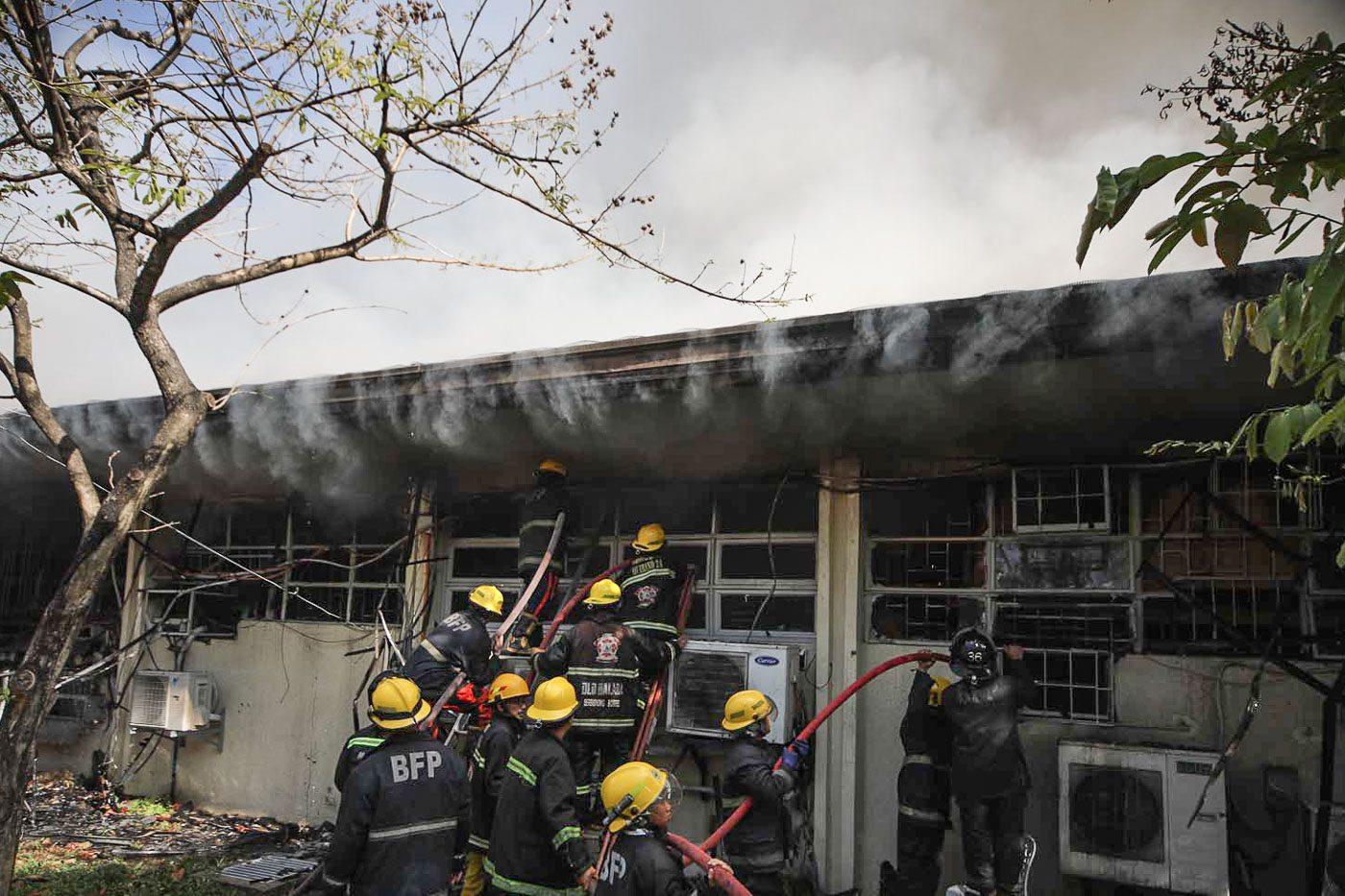 Fire hits UP Diliman Shopping Center