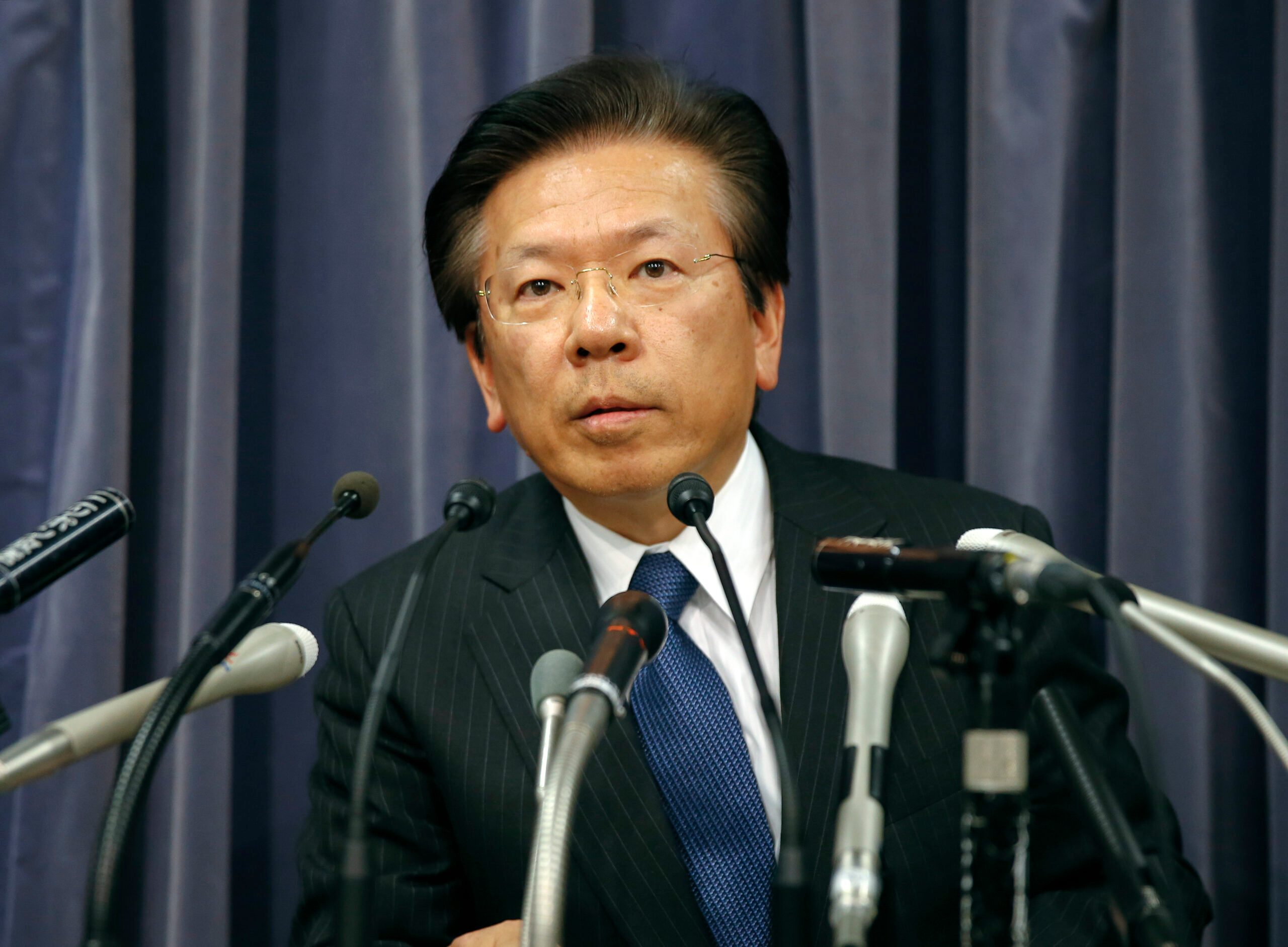 Mitsubishi Motors fuel-cheating scandal widens on fresh admission
