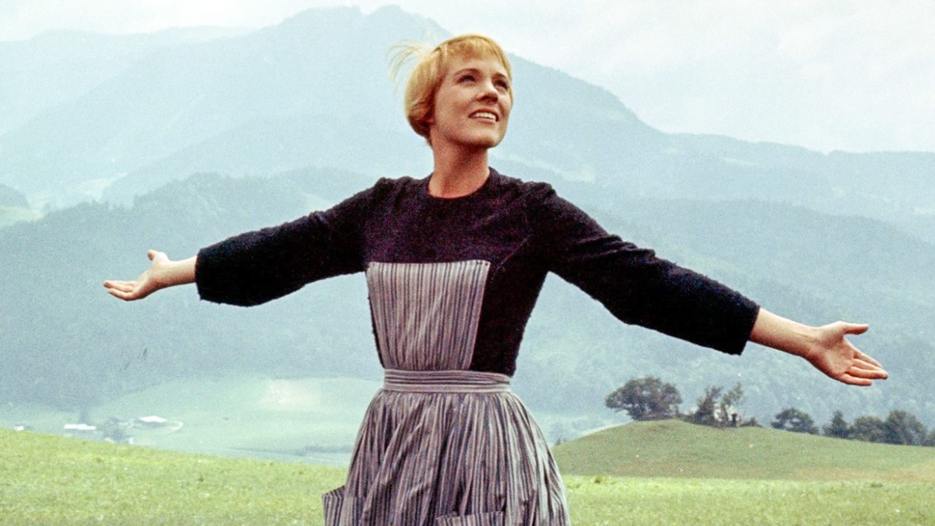 'THE SOUND OF MUSIC.' The West End production of the musical hits Manila in October 2017! Photo shows Julie Andrews as Maria in the movie adaptation. Screengrab from Facebook/TheSoundOfMusic 