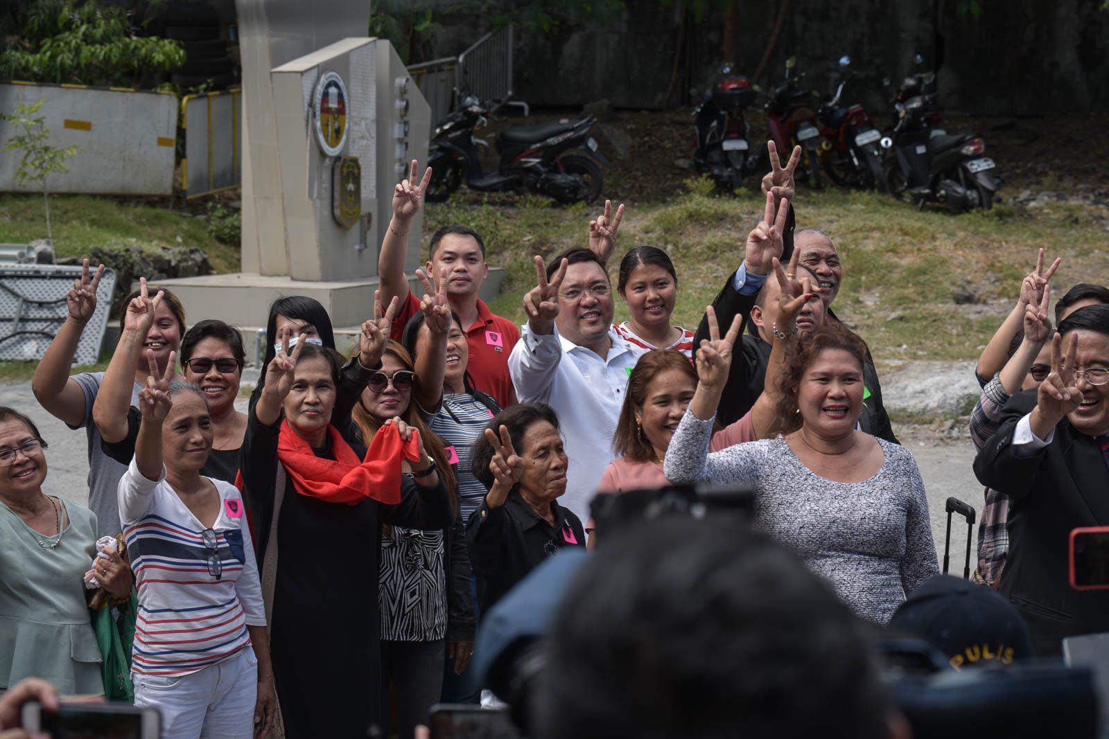 Grieving families find ‘closure’ in guilty Ampatuan massacre verdict