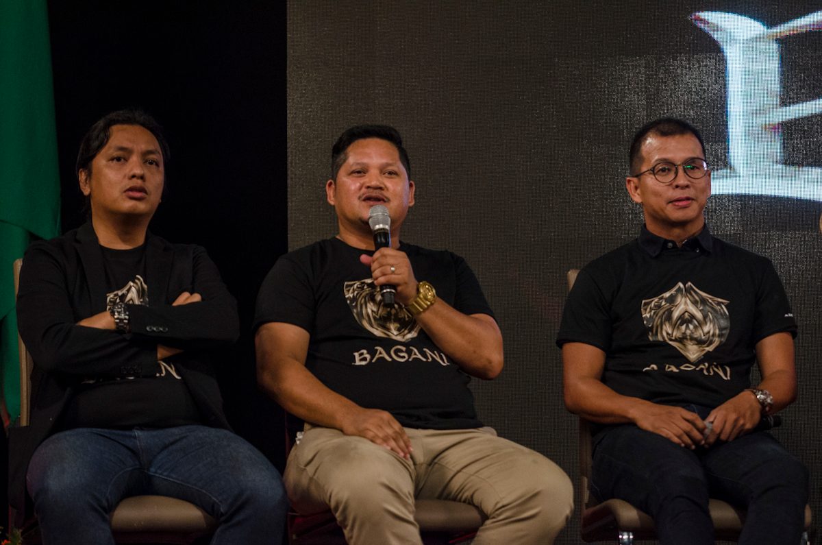 ISSUES. Writer Mark Agnos and directors Lester Pimentel and Richard Arellano answer questions from the press during the thank you presscon for 'Bagani.'  